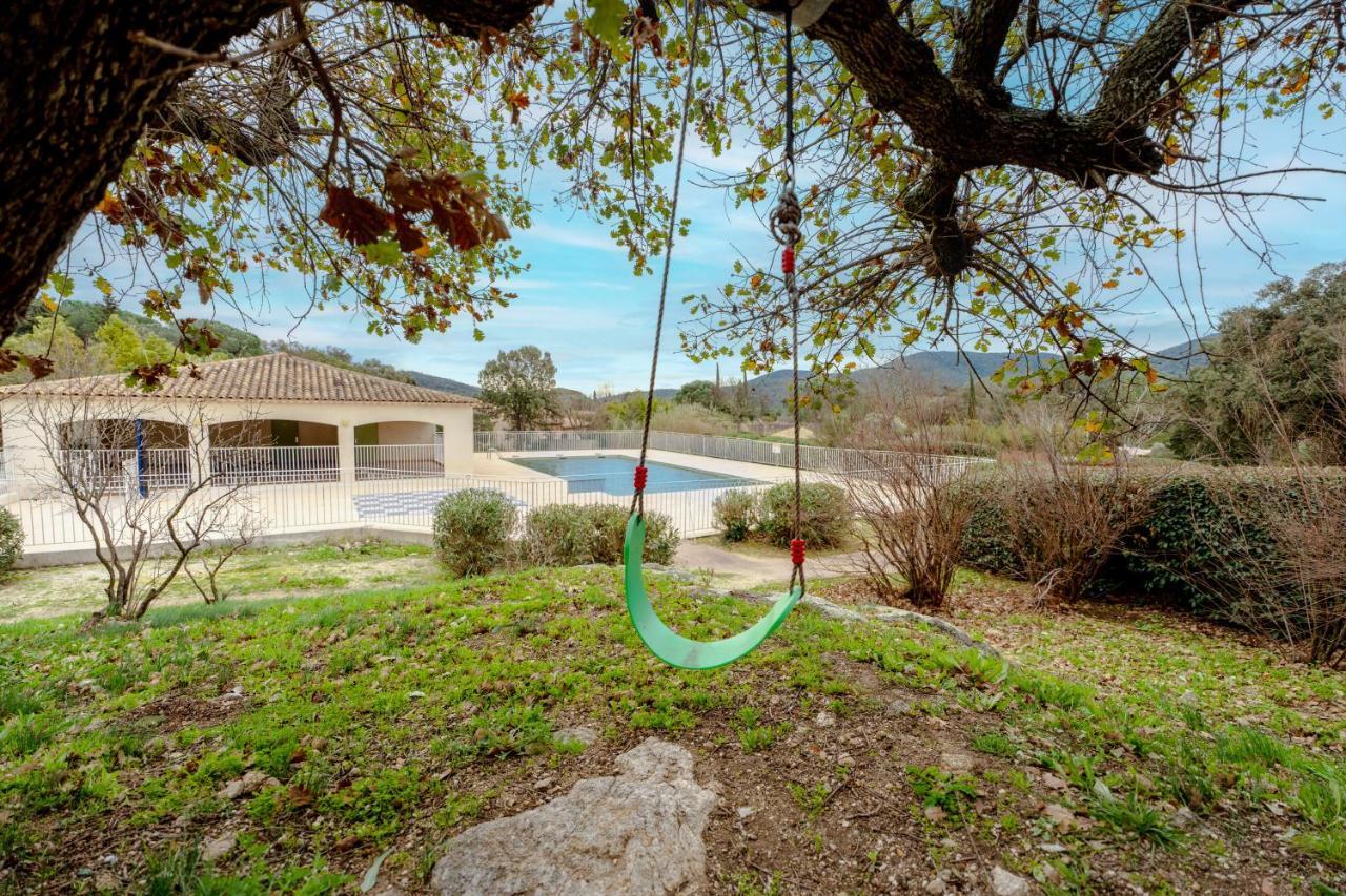 Superbe Appartement Avec Piscine Le Plan-de-la-Tour Luaran gambar